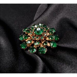 Vintage 1950's Emerald Green Rhinestone Flower Brooch Pin